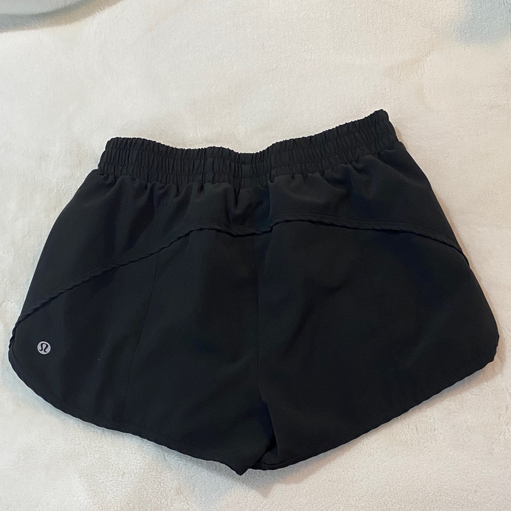 🍋 Lululemon HOTTY HOT Lined Shorts Size 8 with Pockets - Picture 5 of 7